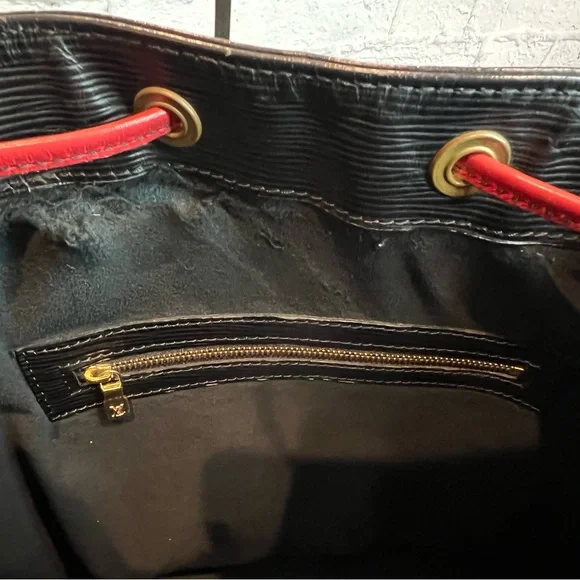 SOLD LOUIS VUITTON Noe Black Epi Leather Shoulder Bag Tote - Picture 13 of 13